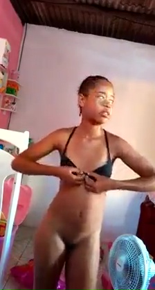 Kienyeji aonyesha Kuma Tamu tayari Kutombwa